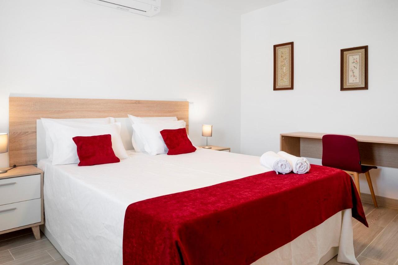 Villa Montes Guesthouse Coja Bagian luar foto